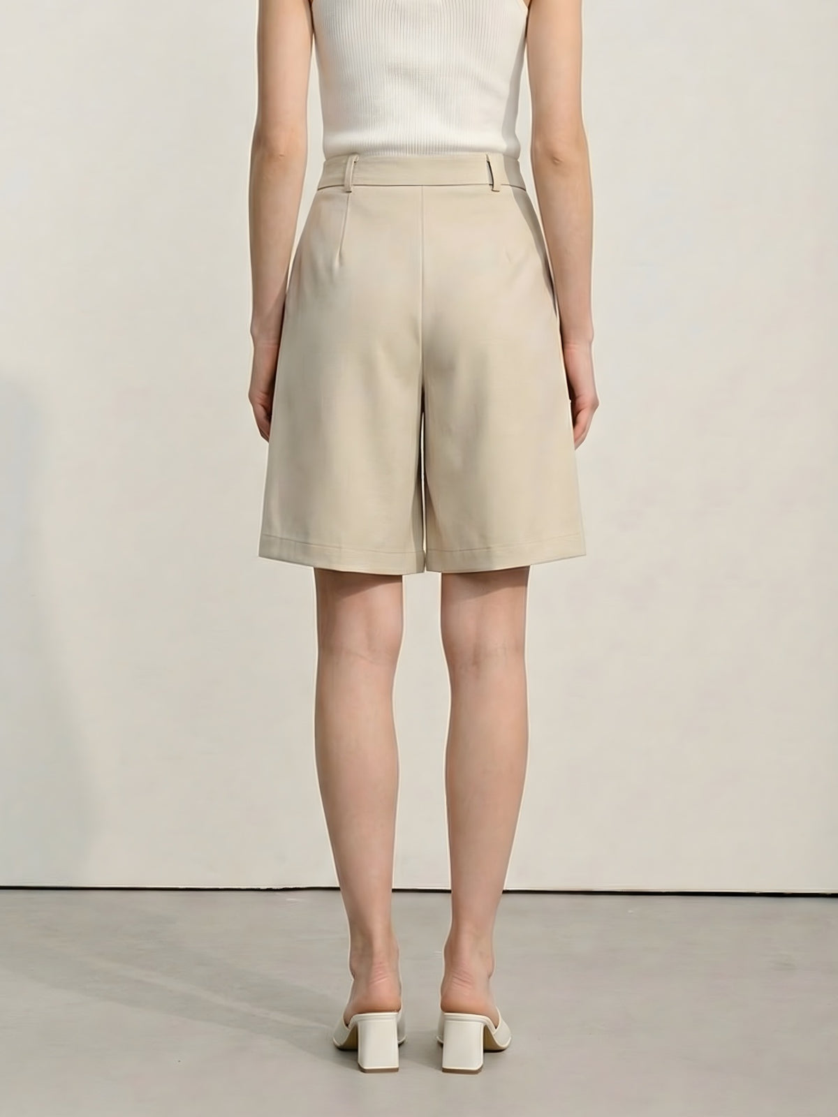 Pleated Tailored Short