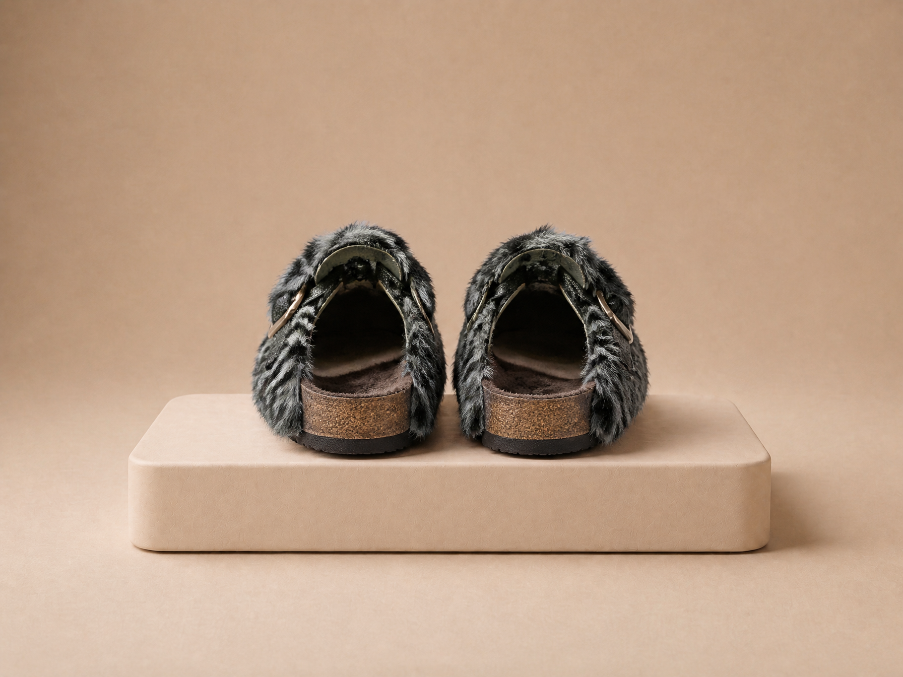 Leopard Slipper