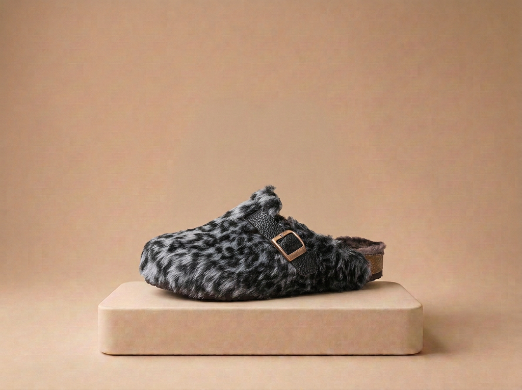 Leopard Slipper